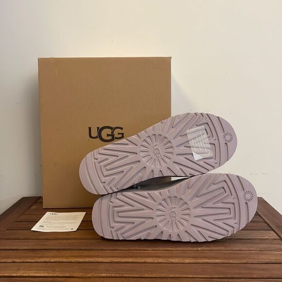 UGG Classic Mini II Boots Pale Smoke USA Women size 9/UK 7/EU 40 - Picture 11 of 14